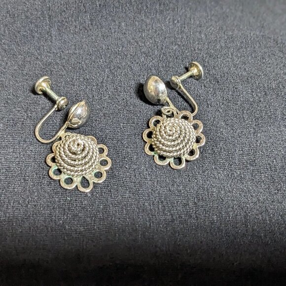 Clip-on Vintage Silver Earrings Set - Picture 5 of 12